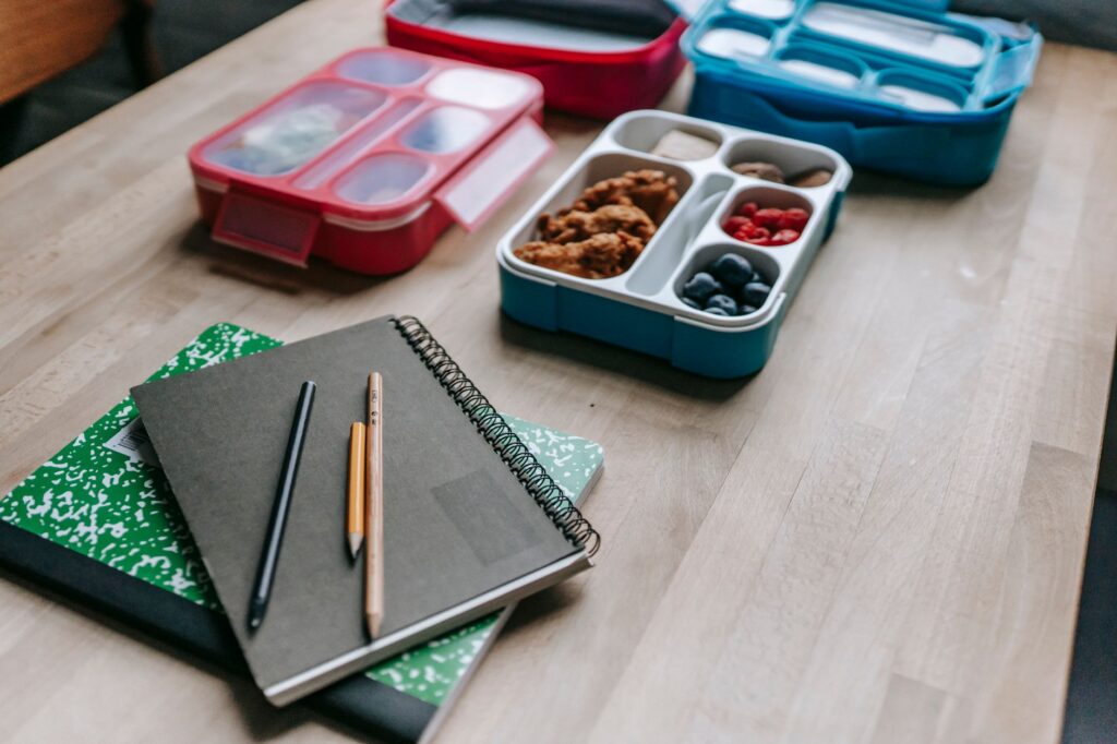 healthy family lunch meal prep packed in glass containers
